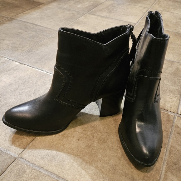 Black Chinese Laundry Ankle Booties - Size 6.5 - Picture 3 of 8